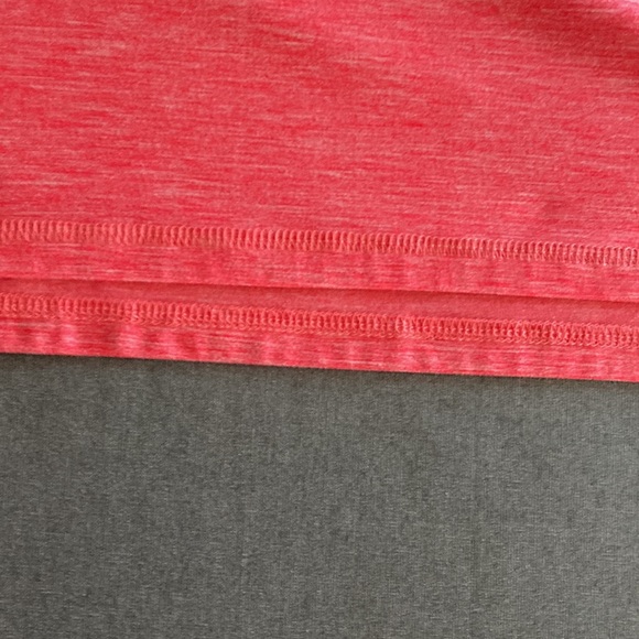 SKECHERS USA Size Small Orange Tee
88% POLYESTER 12% SPANDEX
MADE IN JORDAN - Picture 10 of 11